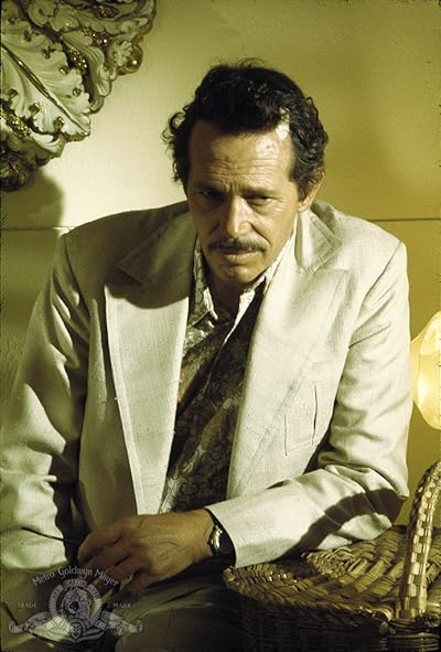 Warren Oates